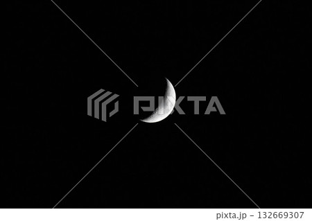 欠けた月 132669307
