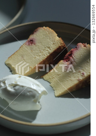 クリスマス限定チーズケーキ 132669554