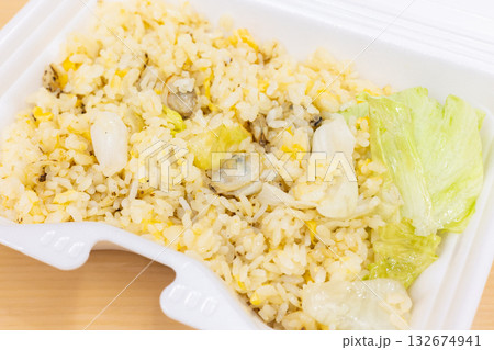 おいしい海鮮レタスチャーハン弁当 おいしい海鮮レタスチャーハン弁当 132674941