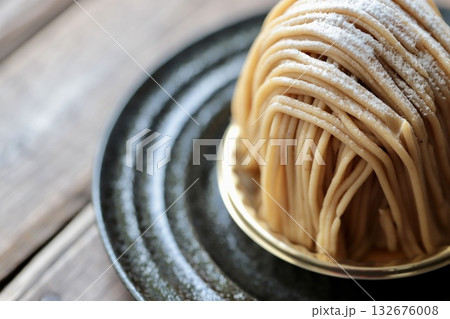 和栗のモンブランケーキ　栗のお菓子 132676008