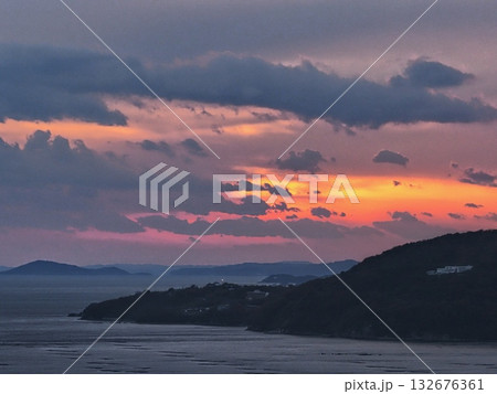 万葉の岬から見る播磨灘の夕景 万葉の岬から見る播磨灘の夕景 132676361