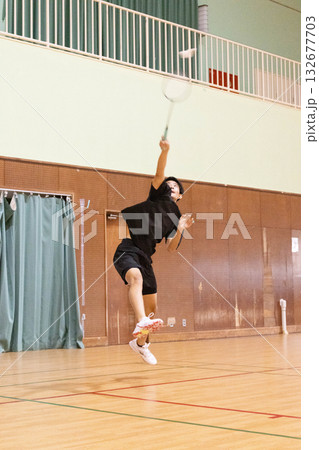 バドミントン部活風景 132677703