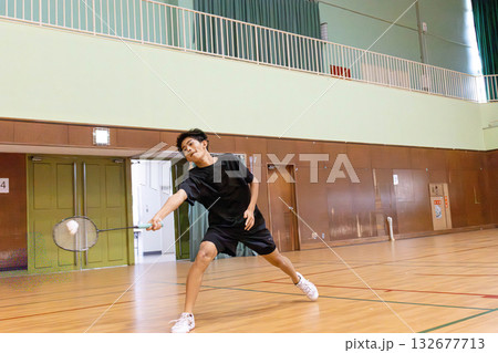 バドミントン部活風景 132677713