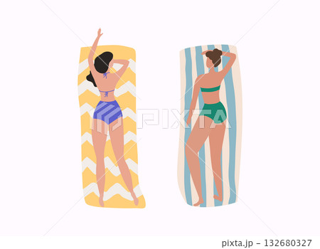 Women on the beach. Summer holiday. 132680327