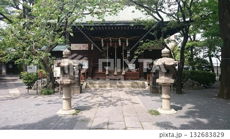 北区西ヶ原に鎮座する七社神社の拝殿 北区西ヶ原に鎮座する七社神社の拝殿 132683829