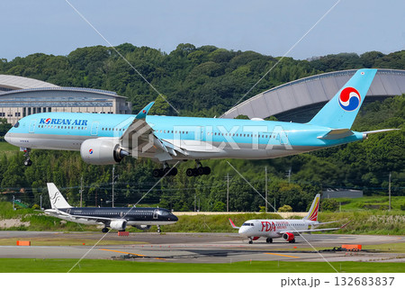 コリアンエアー福岡空港アプローチ コリアンエアー福岡空港アプローチ 132683837