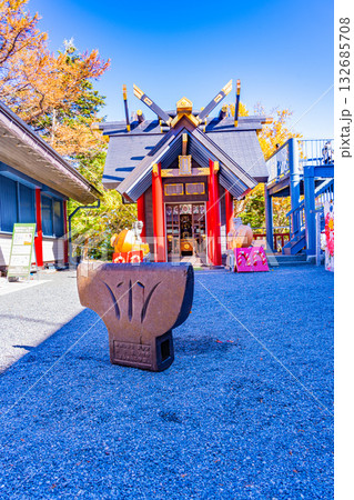 【山梨県】冨士山小御嶽神社 天狗の大斧 秋 【山梨県】冨士山小御嶽神社 天狗の大斧 秋 132685708