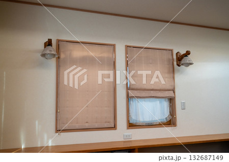 シェードカーテン 132687149