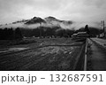 新潟県湯之谷村の朝 132687591