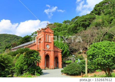 【長崎県】晴天の五島・堂崎天主堂 132687612