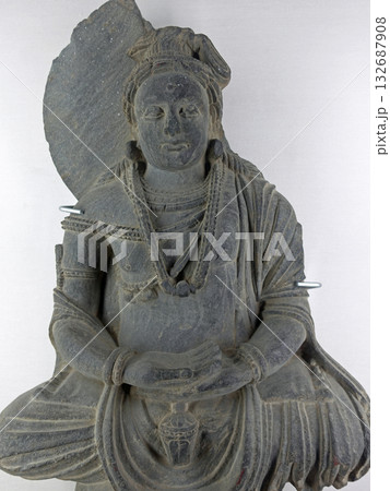 パキスタンの古都タキシラにある博物館に展示される 132687908