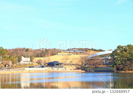 愛知県豊田市、鞍ヶ池公園の風景 132688957