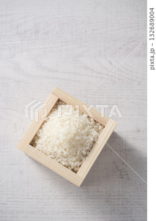 一合の生米 132689004