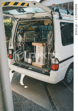 installation of an air conditioner installation of an air conditioner 132689866