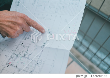 installation of an air conditioner installation of an air conditioner 132690356