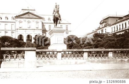 古写真　1918-1923年　東京　参謀本部庁舎（現在の憲政記念館付近） 132690886