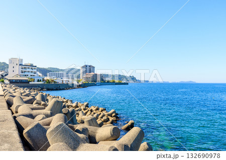 初秋の小浜温泉から見た景色 長崎県雲仙市 初秋の小浜温泉から見た景色 長崎県雲仙市 132690978