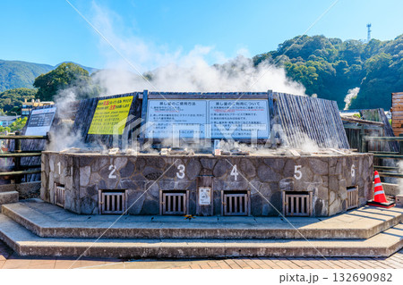 初秋の小浜温泉 蒸し釜 長崎県雲仙市 初秋の小浜温泉 蒸し釜 長崎県雲仙市 132690982