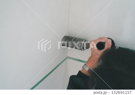 installation of an air conditioner installation of an air conditioner 132691157