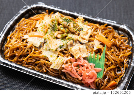 おいしいソース焼きそば おいしいソース焼きそば 132691206