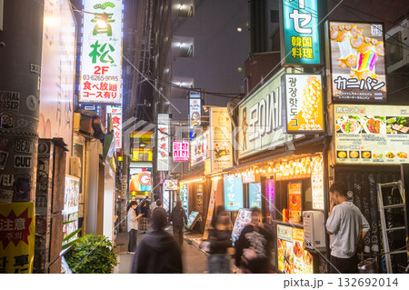 《東京都》新大久保コリアンタウンのストリート 132692014