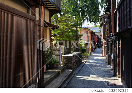 初秋の主計町茶屋街 初秋の主計町茶屋街 132692535