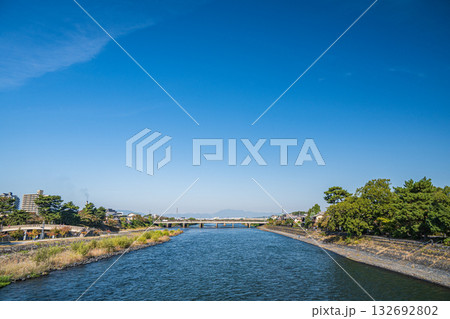 宇治川　朝霧橋からの景観　京都府宇治市 132692802