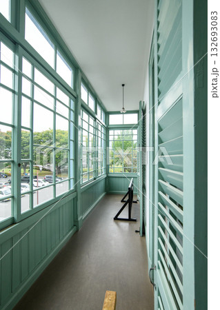 松本カトリック教会　旧司祭館明るいベランダ　長野県 132693083