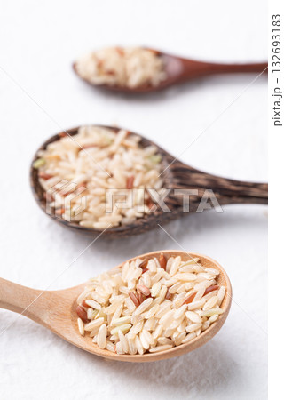 Thai brown rice seed (Highland wild rice) in...の写真素材 [132693183] - PIXTA