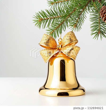 黄金のクリスマスベル 132694821