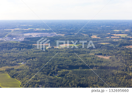 フィンランド、ヘルシンキ近郊の風景 132695660