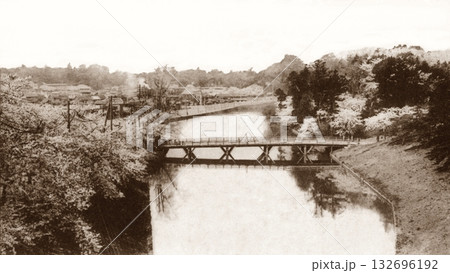古写真　1907-1918年　東京　赤坂見附の弁慶橋 132696192