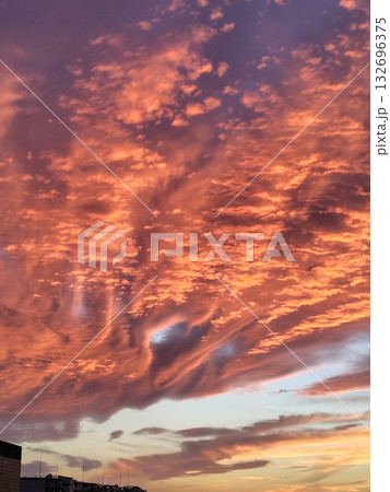 夕焼け 夕焼け 132696375