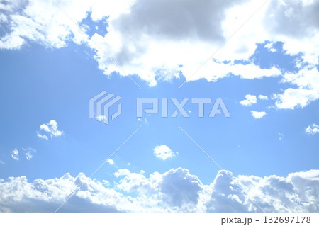 雲の大地 132697178