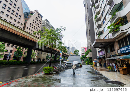 台湾 雨の台北幹線道路 台湾 雨の台北幹線道路 132697436