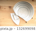 割れた器　 132699098