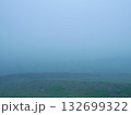 北海道の霧 132699322