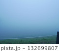 真っ白な霧の世界 132699807