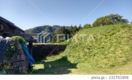 鳥越城 裏からの桝形門 鳥越城 裏からの桝形門 132701806