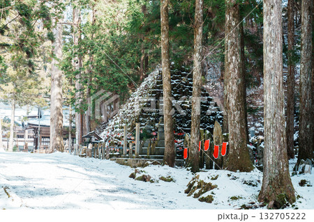 高野山　奥の院　冬の無縁塚 132705222