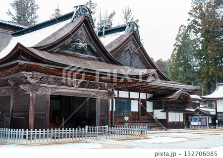 雪の降った高野山 金剛峯寺 雪の降った高野山 金剛峯寺 132706085