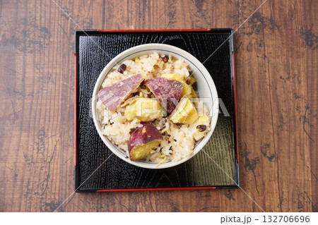 薩摩芋おこわご飯 薩摩芋おこわご飯 132706696