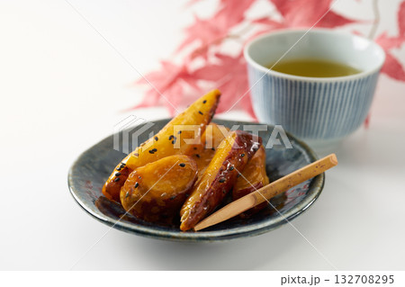 秋の味覚の大学芋イメージ 132708295