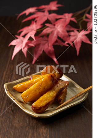秋の味覚の大学芋イメージ 132708296