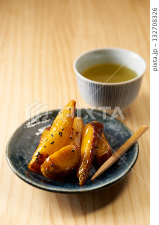 秋の味覚の大学芋イメージ 132708326