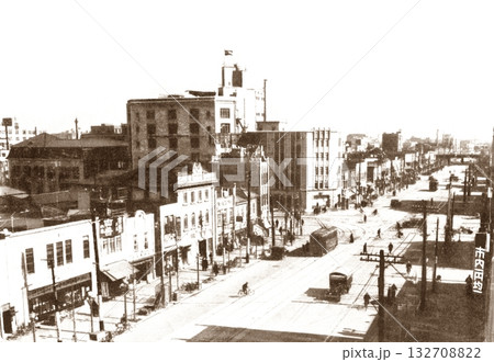 古写真 1931-1933年 東京 虎ノ門から望む西新橋一丁目周辺の外堀通り 古写真 1931-1933年 東京 虎ノ門から望む西新橋一丁目周辺の外堀通り 132708822