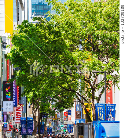 ソウル 明洞 ※一部ソフトフォーカス ソウル 明洞 ※一部ソフトフォーカス 132709189
