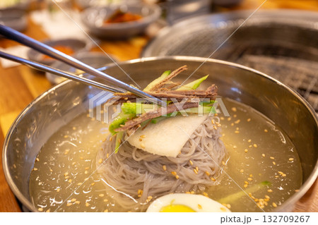 Korean food. Cold buckwheat noodles 132709267