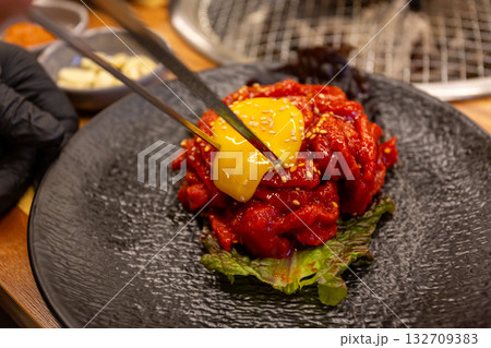 Korean food. Korean beef tartare 132709383
