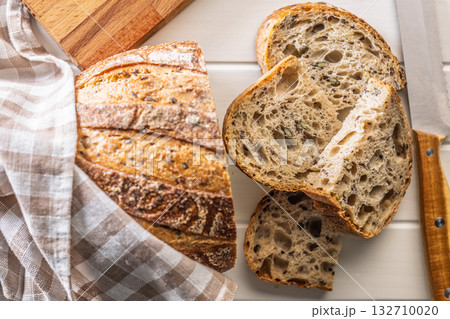Sliced baked bread. 132710020